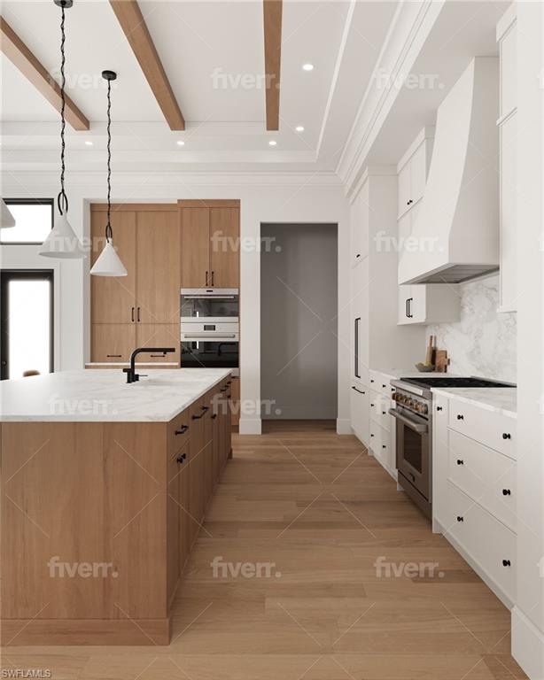 MOORINGS - Residential