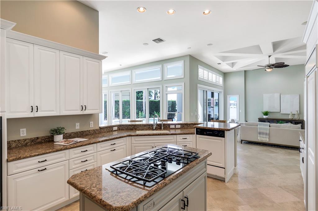 MOORINGS - Residential