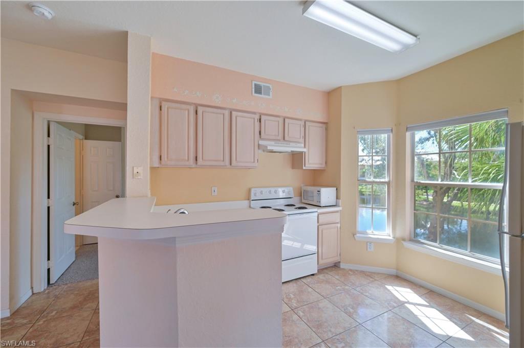 THE TIDES AT PELICAN LANDING - Residential