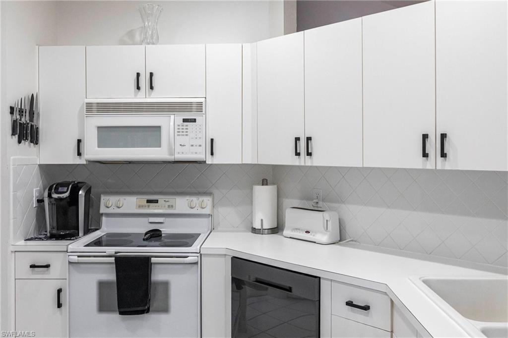 SILVERLAKES - Residential