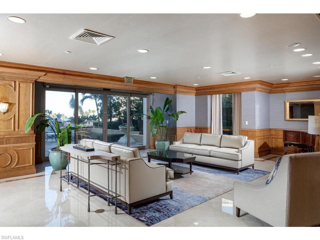 BRITTANY - Residential