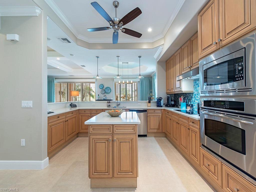 AVELLINO ISLES - Residential