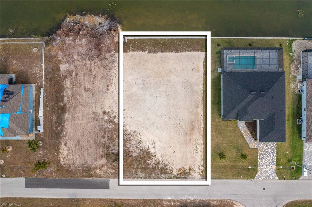 CAPE CORAL - Land
