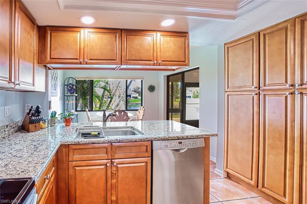 FOREST VILLAS - Residential