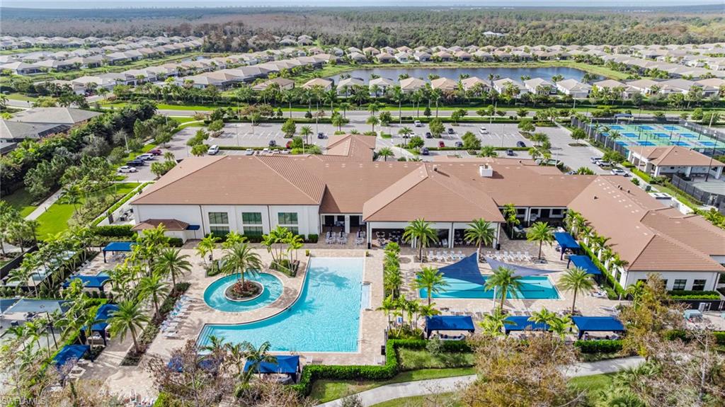 VALENCIA TRAILS - Residential