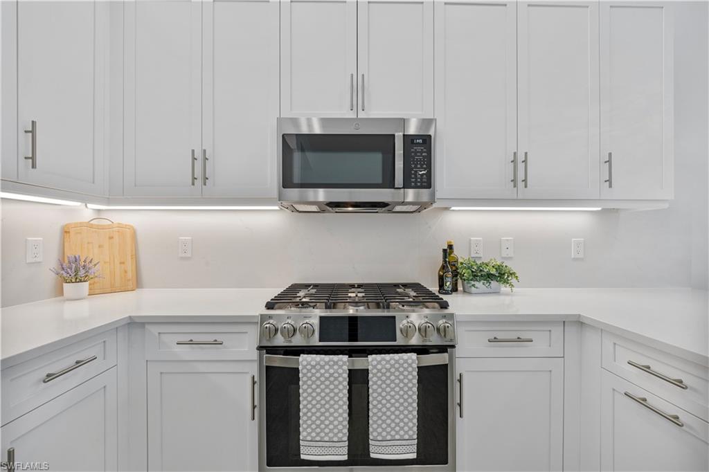 VALENCIA TRAILS - Residential