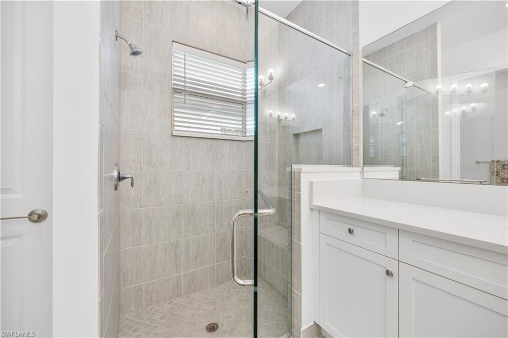 VALENCIA TRAILS - Residential