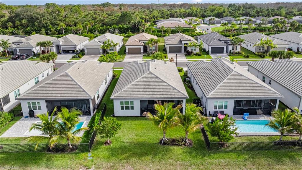 VALENCIA TRAILS - Residential