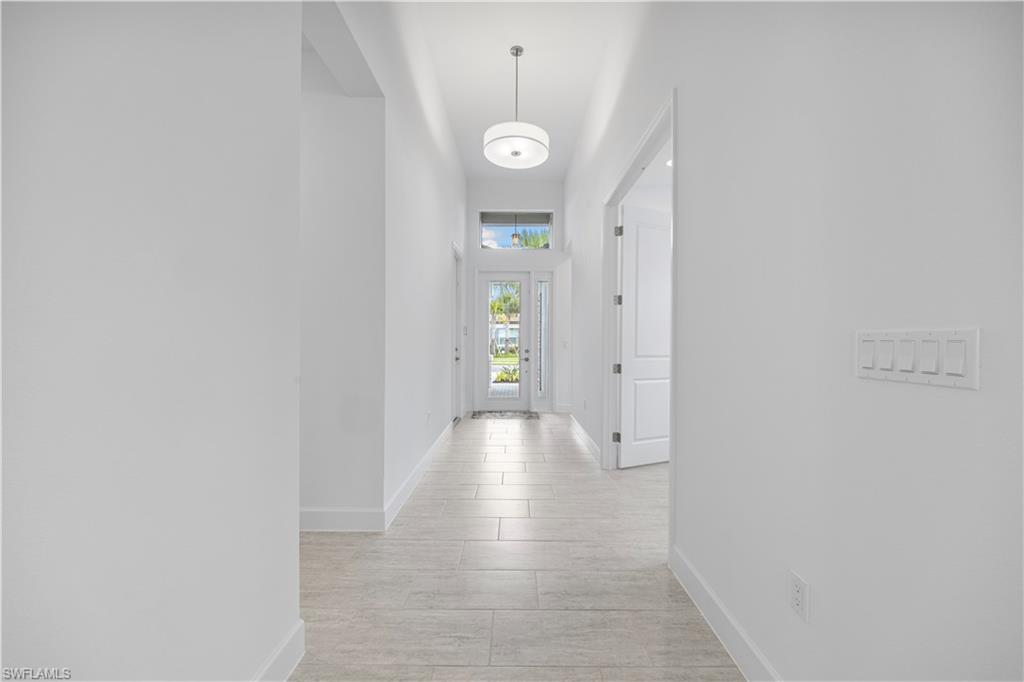 VALENCIA TRAILS - Residential