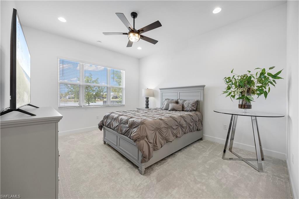 VALENCIA TRAILS - Residential