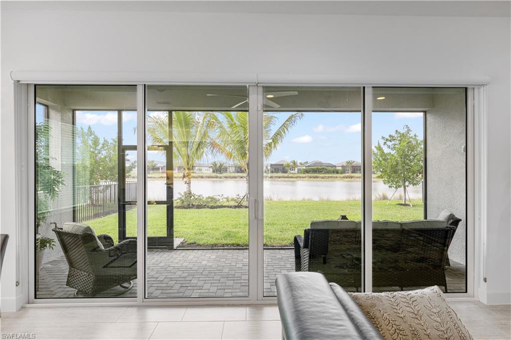 VALENCIA TRAILS - Residential