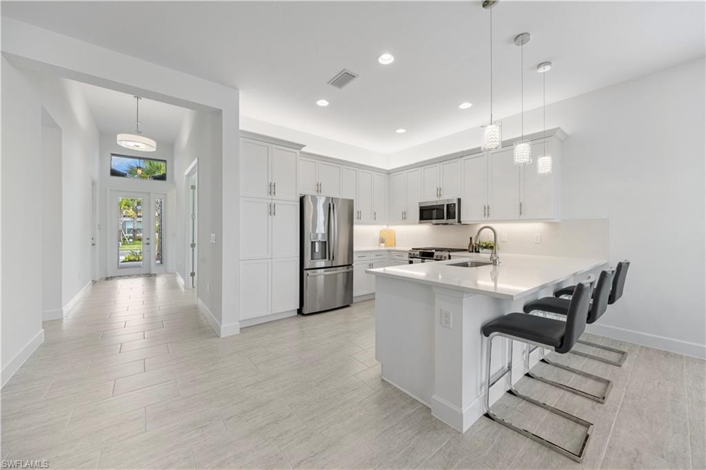 VALENCIA TRAILS - Residential