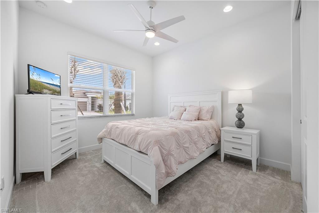 VALENCIA TRAILS - Residential