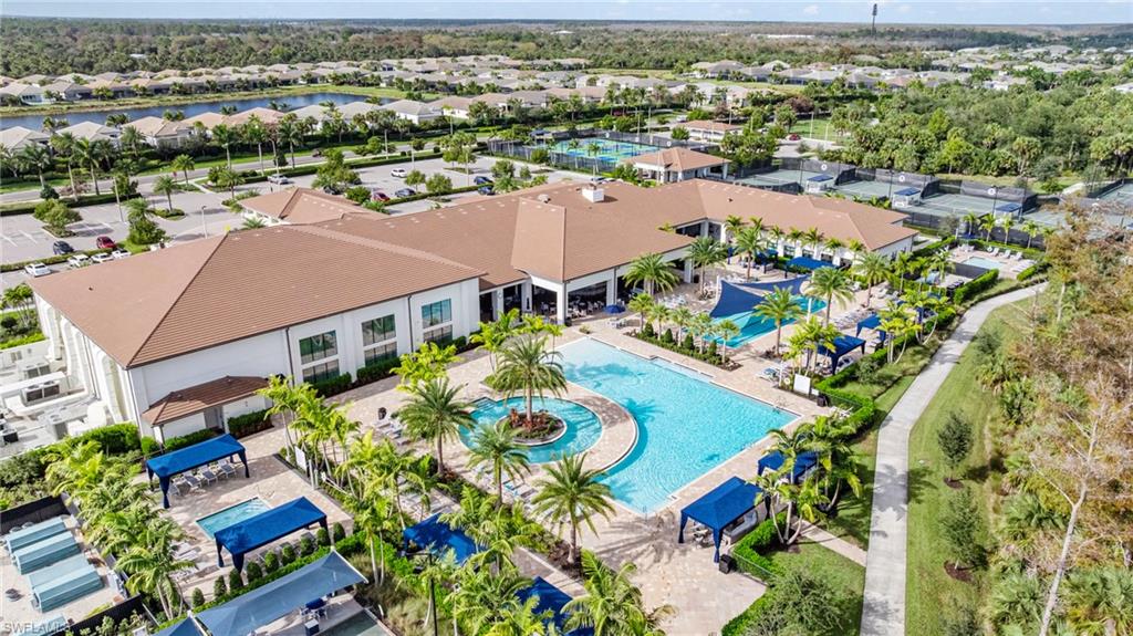 VALENCIA TRAILS - Residential