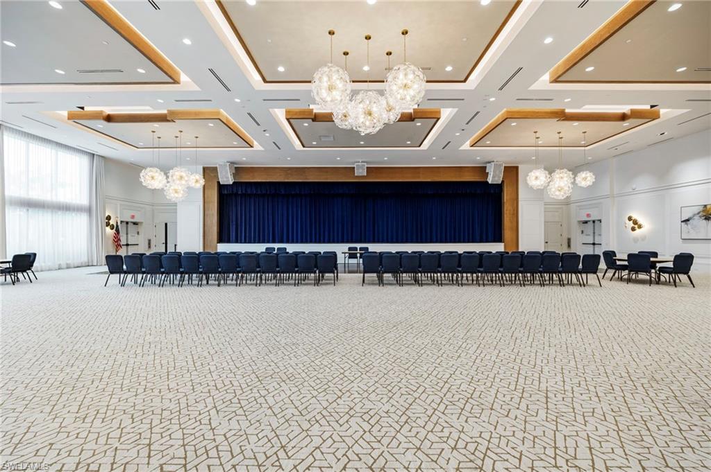 VALENCIA TRAILS - Residential