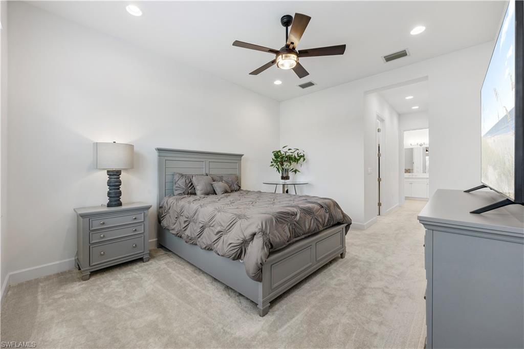 VALENCIA TRAILS - Residential