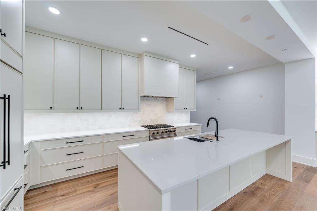 STELLA NAPLES - Residential