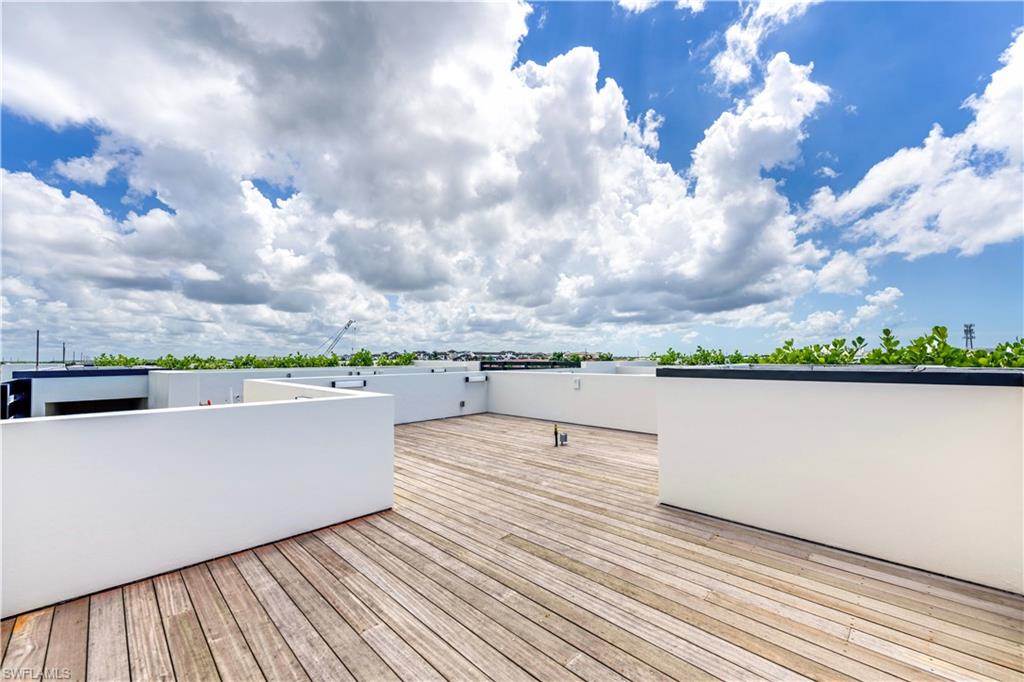 STELLA NAPLES - Residential