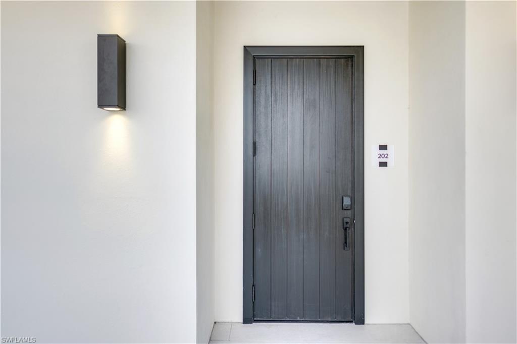 STELLA NAPLES - Residential