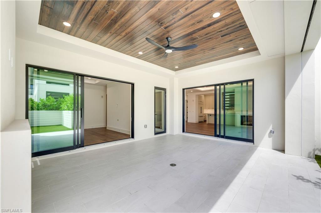 STELLA NAPLES - Residential