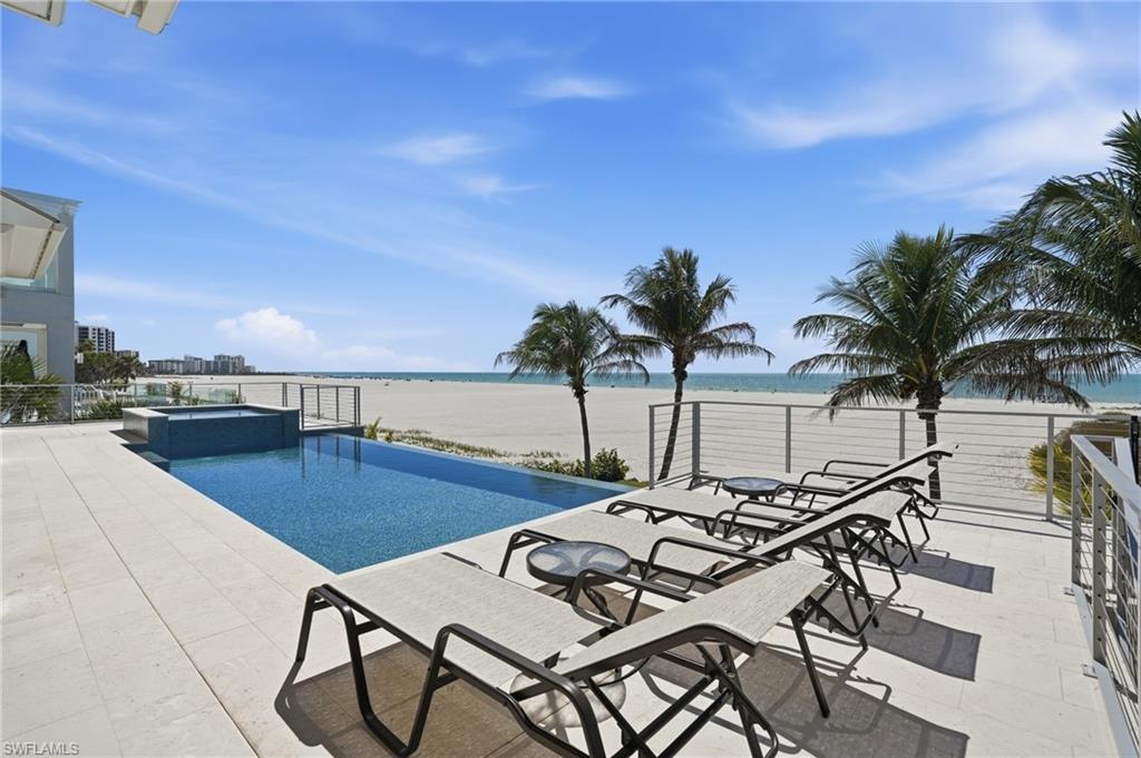 FLAMINGO PARK - Residential