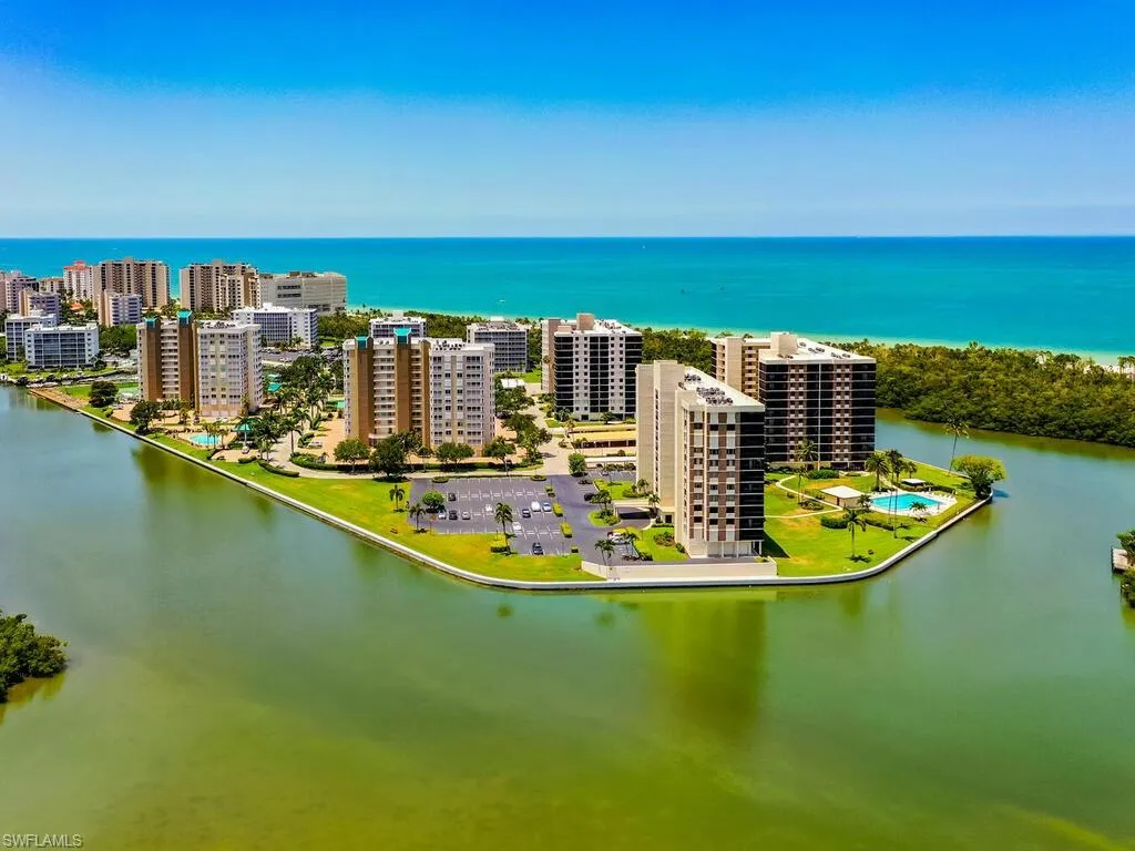 Naples, Florida 34108, United States, 2 Bedrooms Bedrooms, ,2 BathroomsBathrooms,Residential,Active,51534