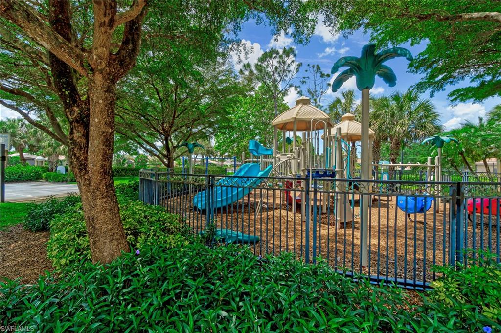 SATURNIA LAKES - Residential