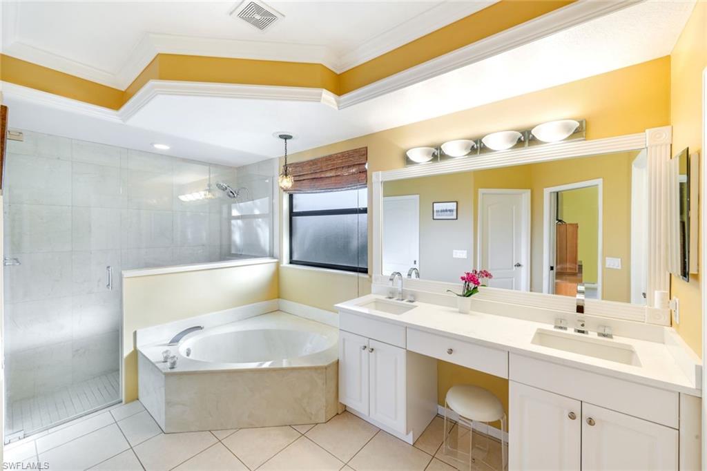 SAWGRASS OF NAPLES - Residential