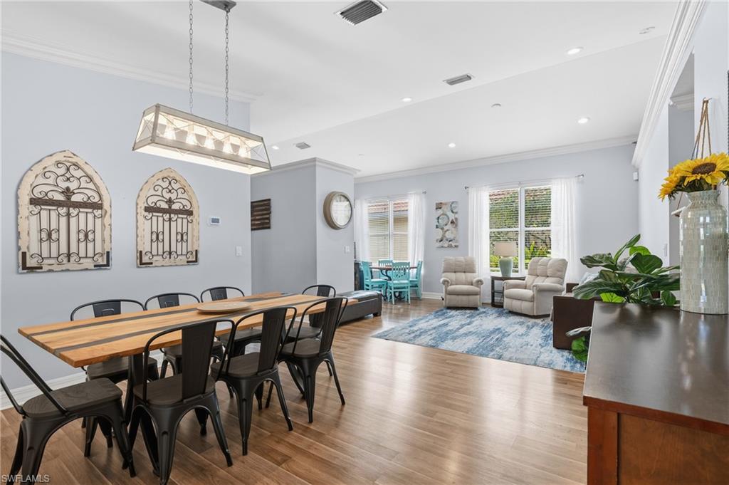 SATURNIA LAKES - Residential