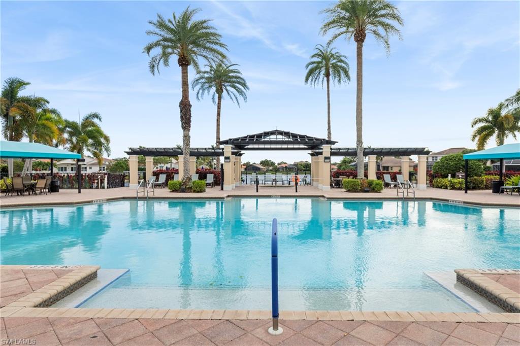 SATURNIA LAKES - Residential