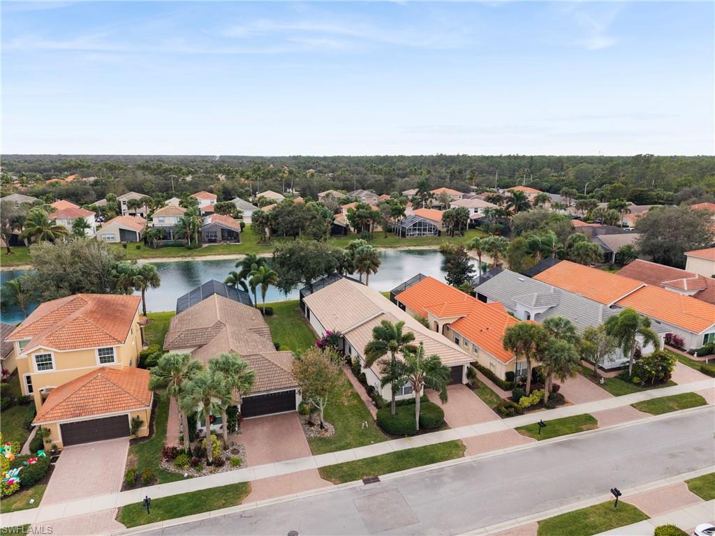 SATURNIA LAKES - Residential