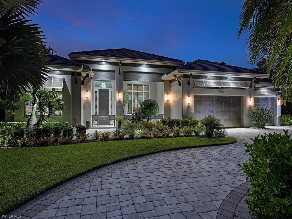 MOORINGS - Residential