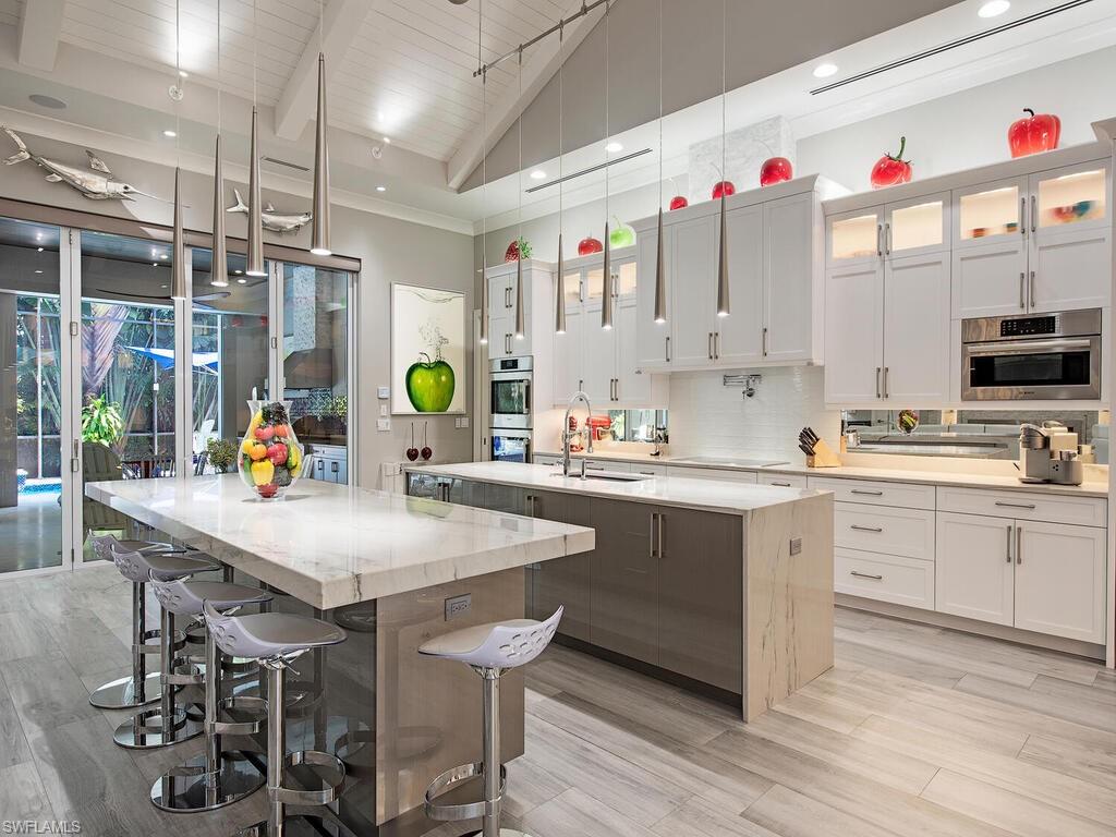 MOORINGS - Residential