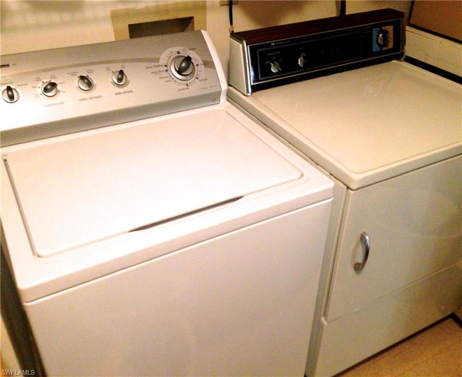 WOODMERE LAKE CLUB - Residential