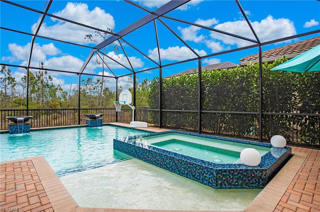 RIVERSTONE - Residential