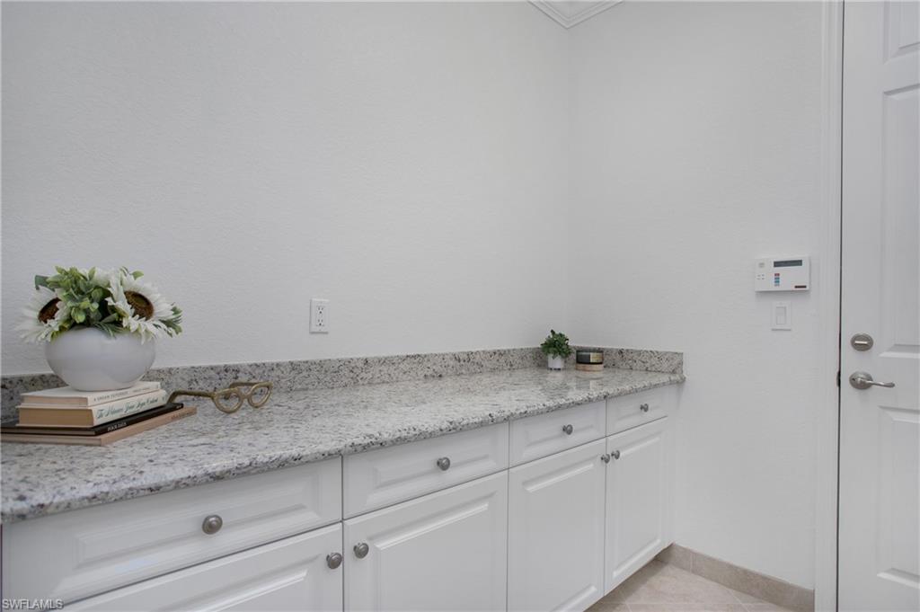 RIVERSTONE - Residential