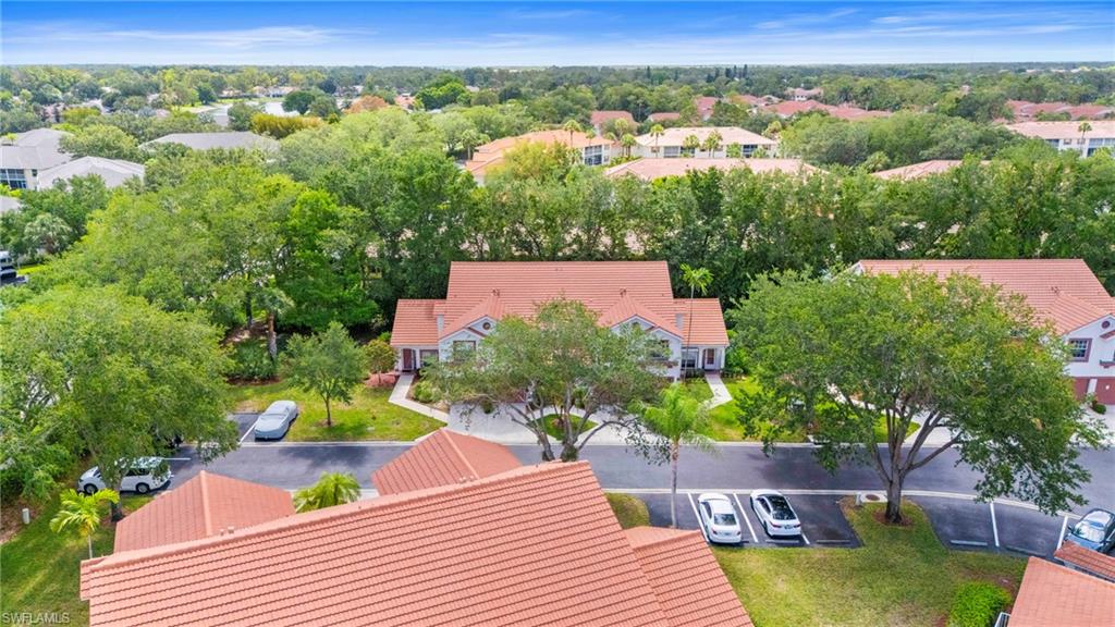 505 Windsor SQ 202