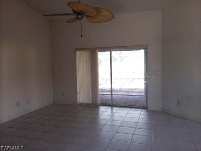 ISLANDS AT THREE OAKS - Residential