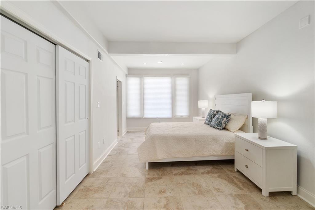 SOUTHPORT ON THE BAY - Residential