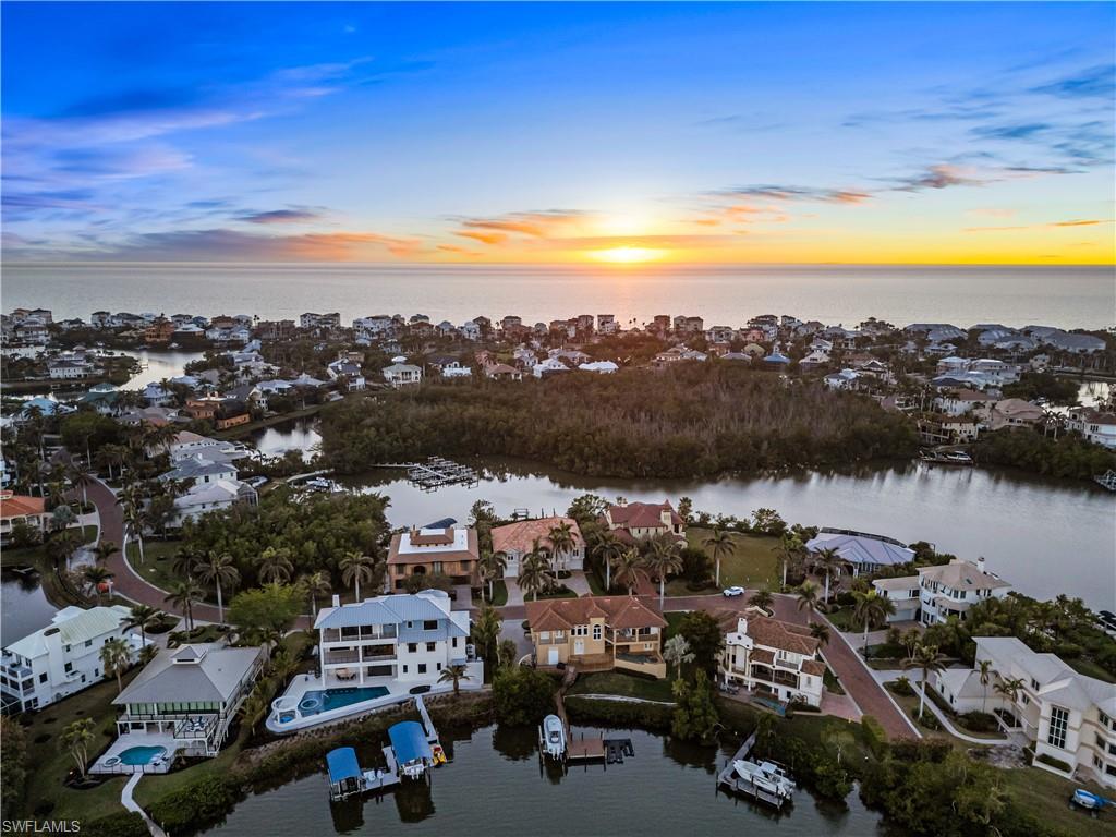 SOUTHPORT ON THE BAY - Residential