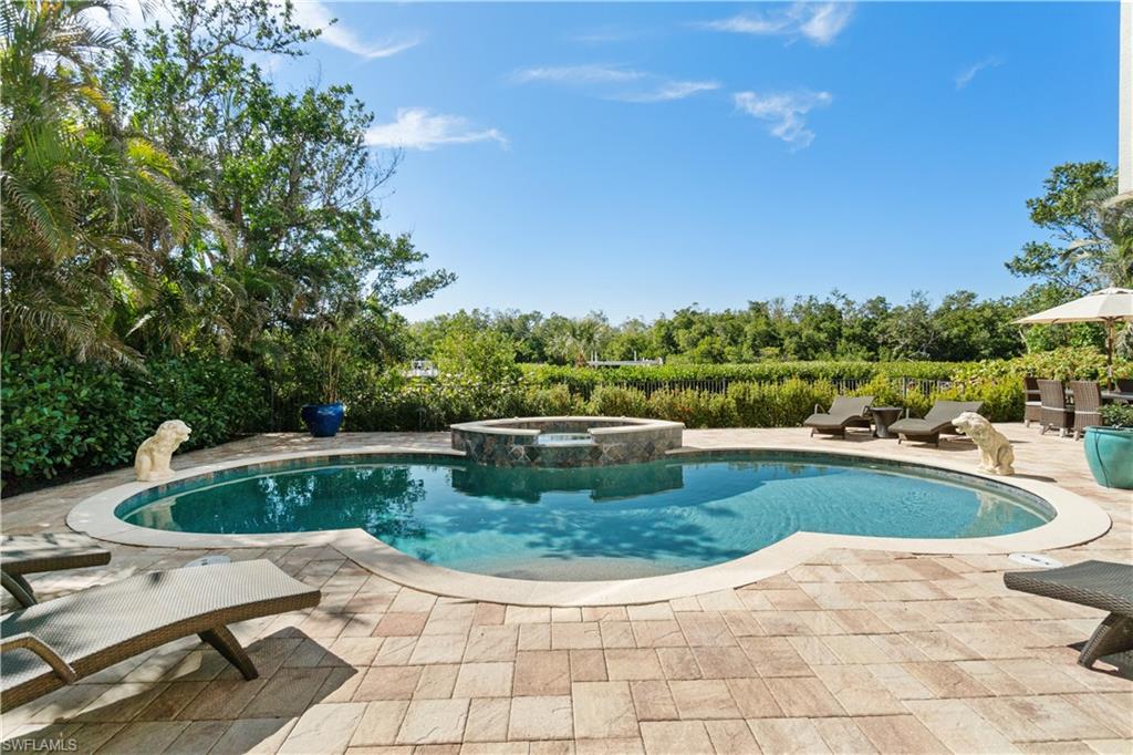 SOUTHPORT ON THE BAY - Residential