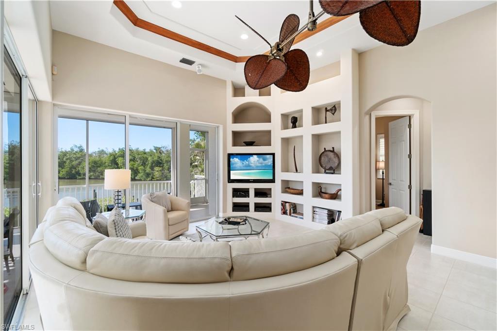 SOUTHPORT ON THE BAY - Residential