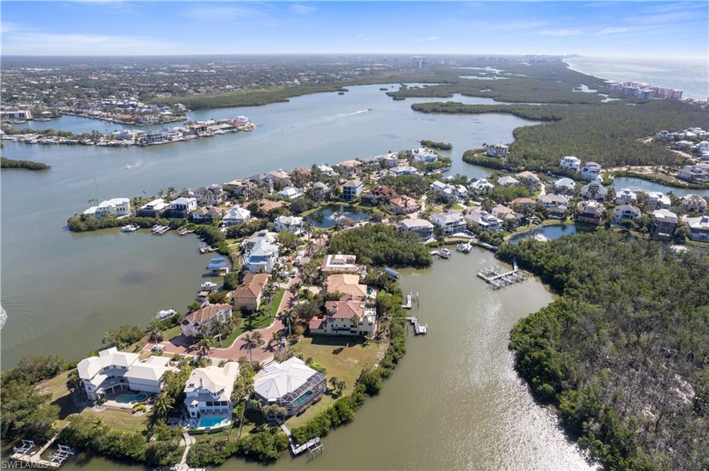 SOUTHPORT ON THE BAY - Residential