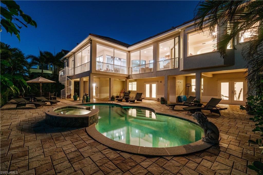 SOUTHPORT ON THE BAY - Residential