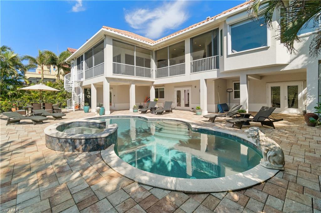 SOUTHPORT ON THE BAY - Residential