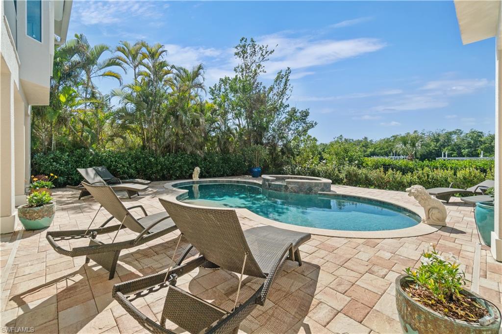 SOUTHPORT ON THE BAY - Residential