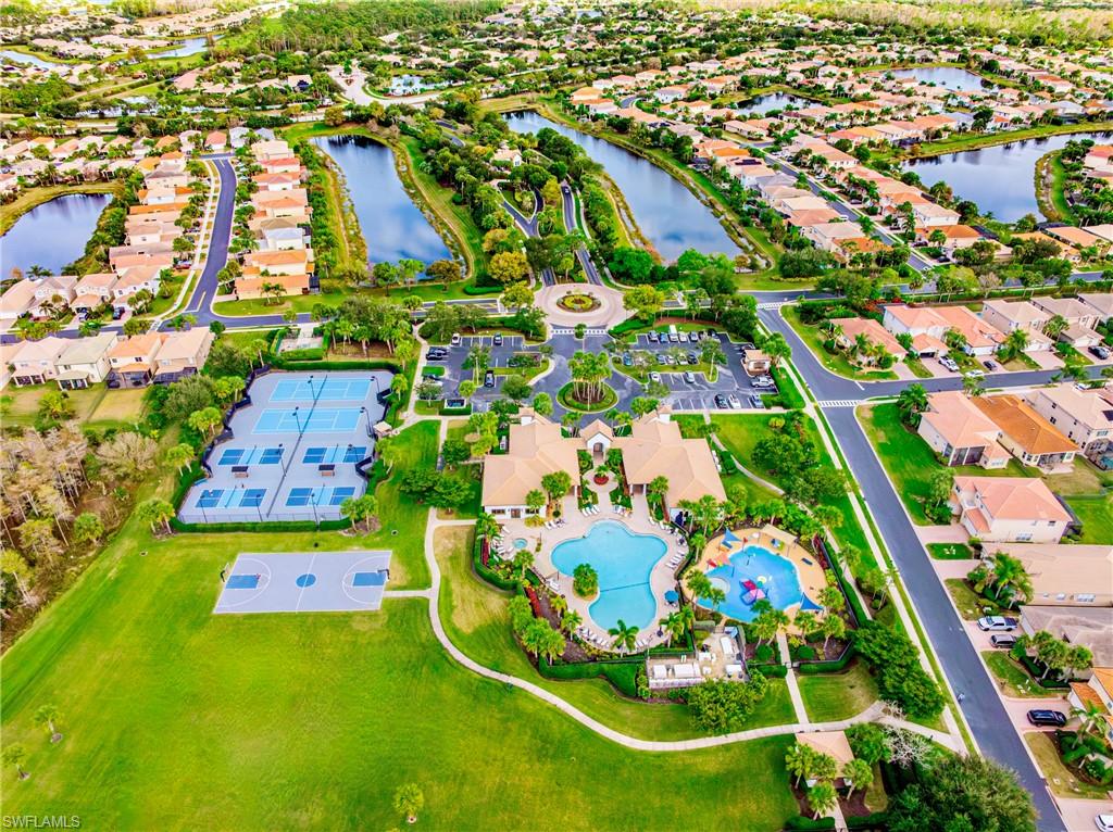 BOTANICA LAKES - Residential