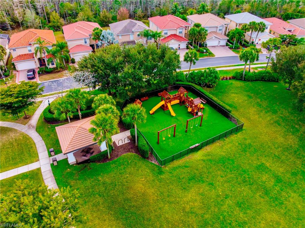 BOTANICA LAKES - Residential