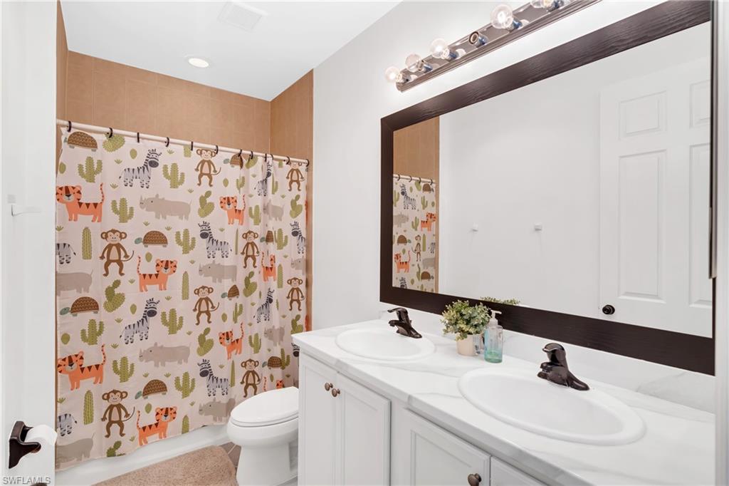 BOTANICA LAKES - Residential