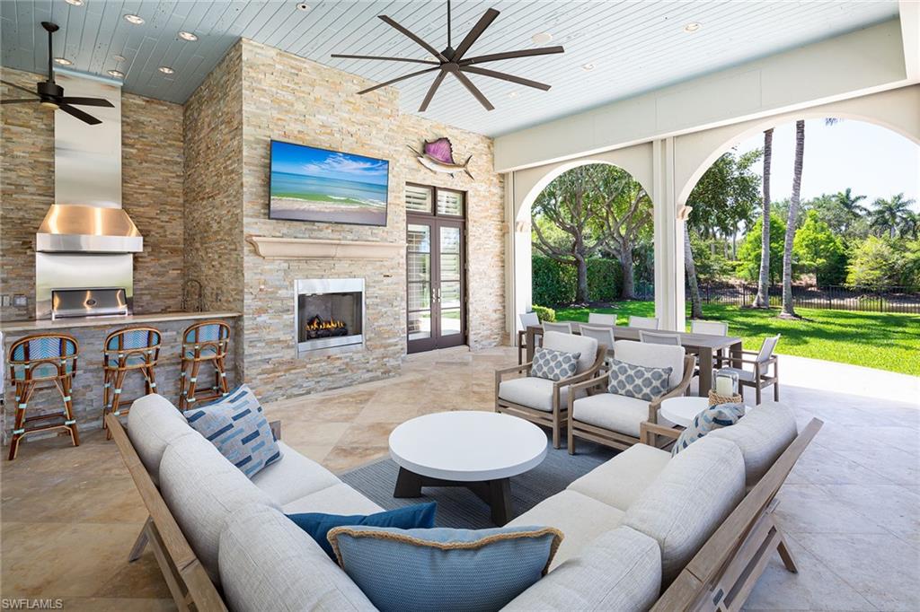 ESCADA AT TIBURON - Residential